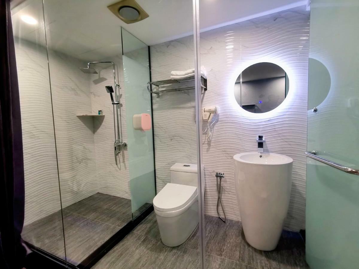 Wow Hotel Penang George Town Esterno foto